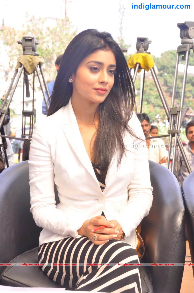 Shriya Saran Actress hd photo