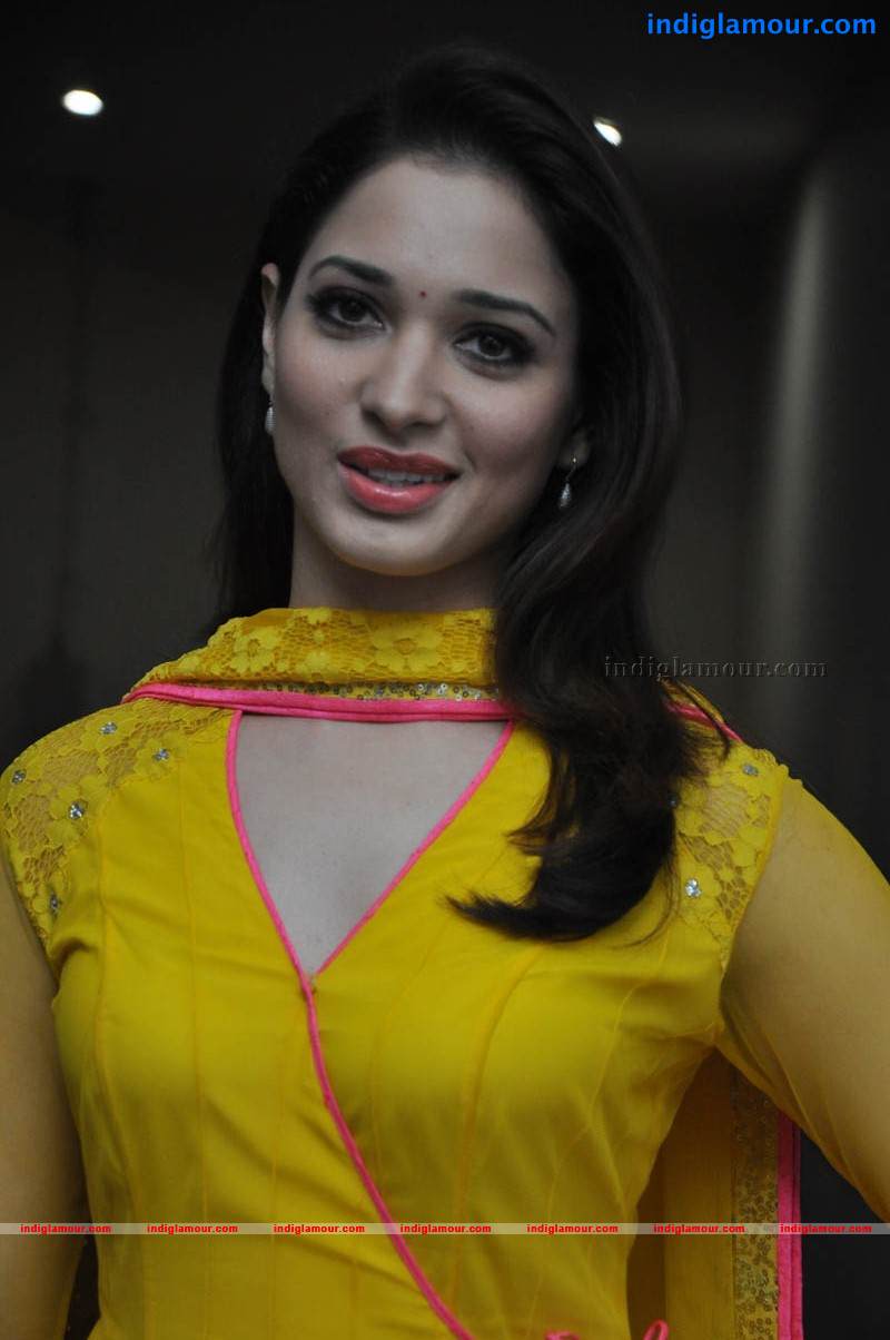 Tamanna Actress hd photo