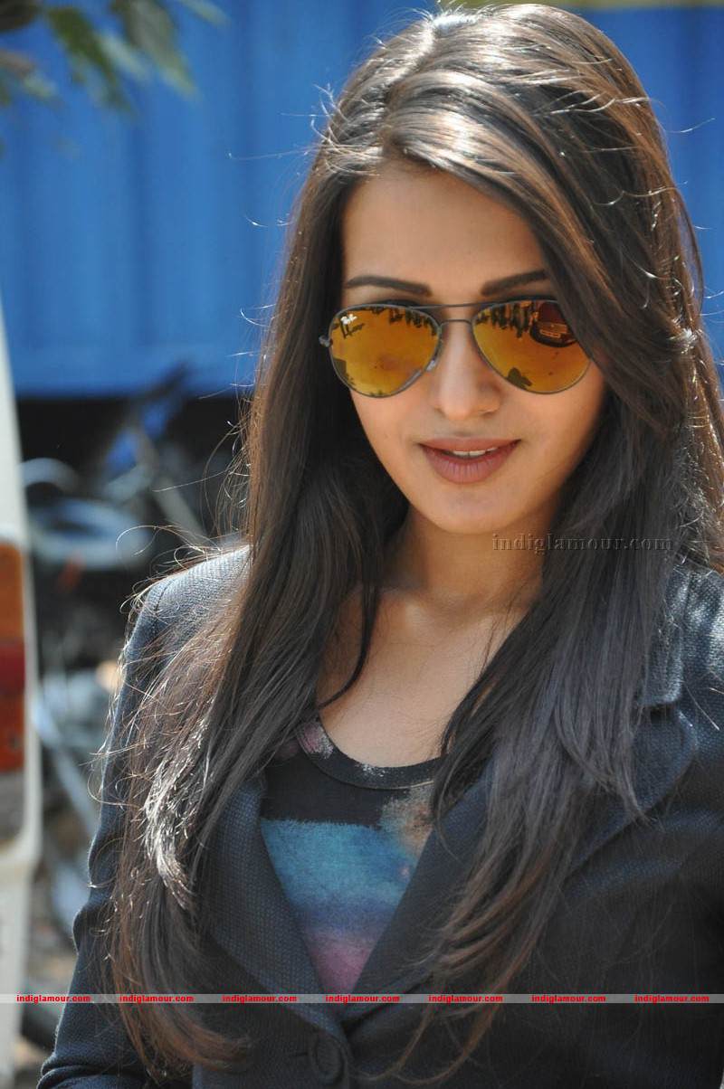 Katherine Theresa Actress hd photo