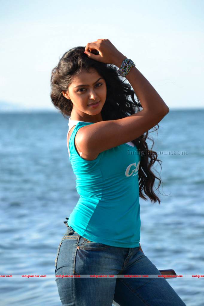 Monal Gajjar Actress hd photo