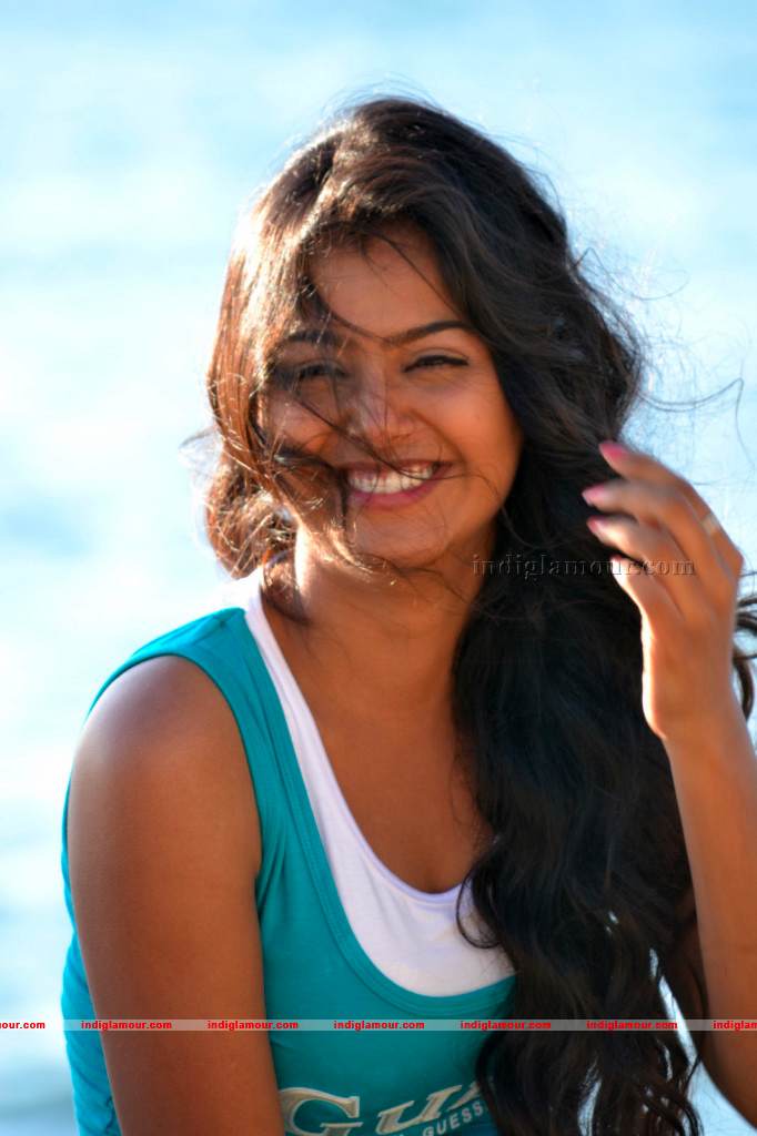 Monal Gajjar Actress hd photo