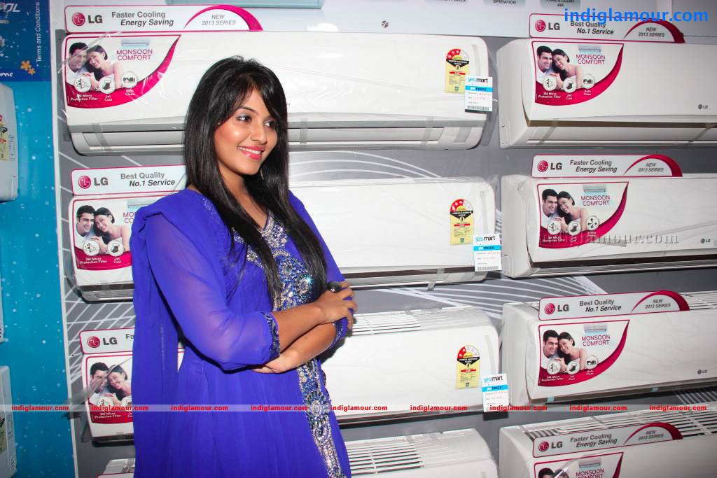 Anjali Actress hd photo