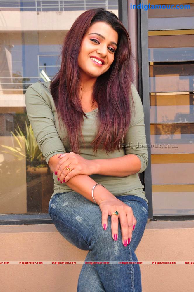 Tashu Koushik Actress hd photo