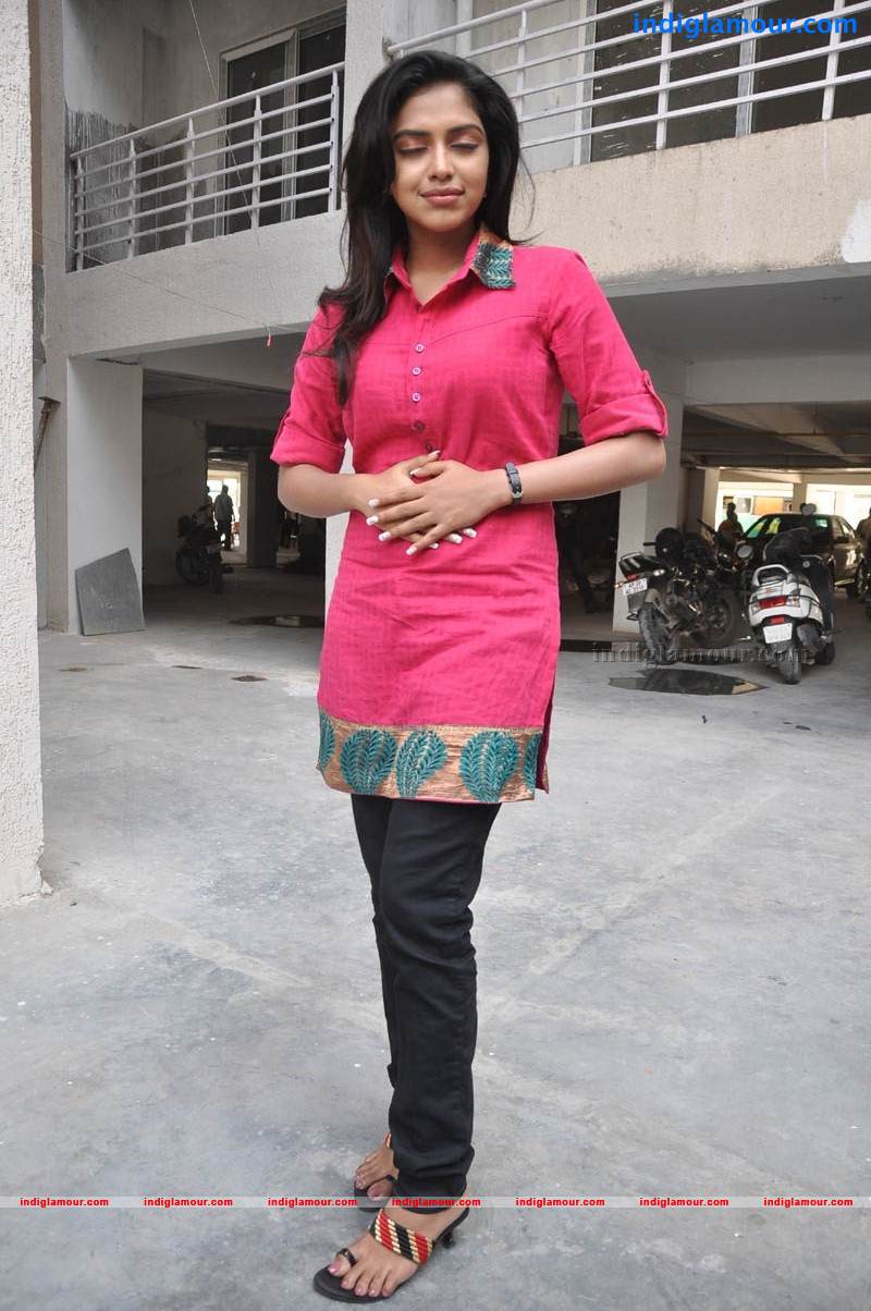 Amala Paul Actress hd photo