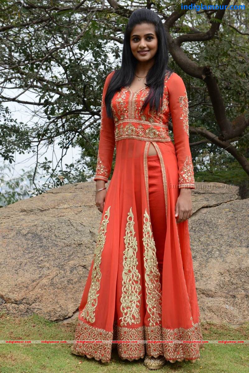 Priyamani Actress hd photo