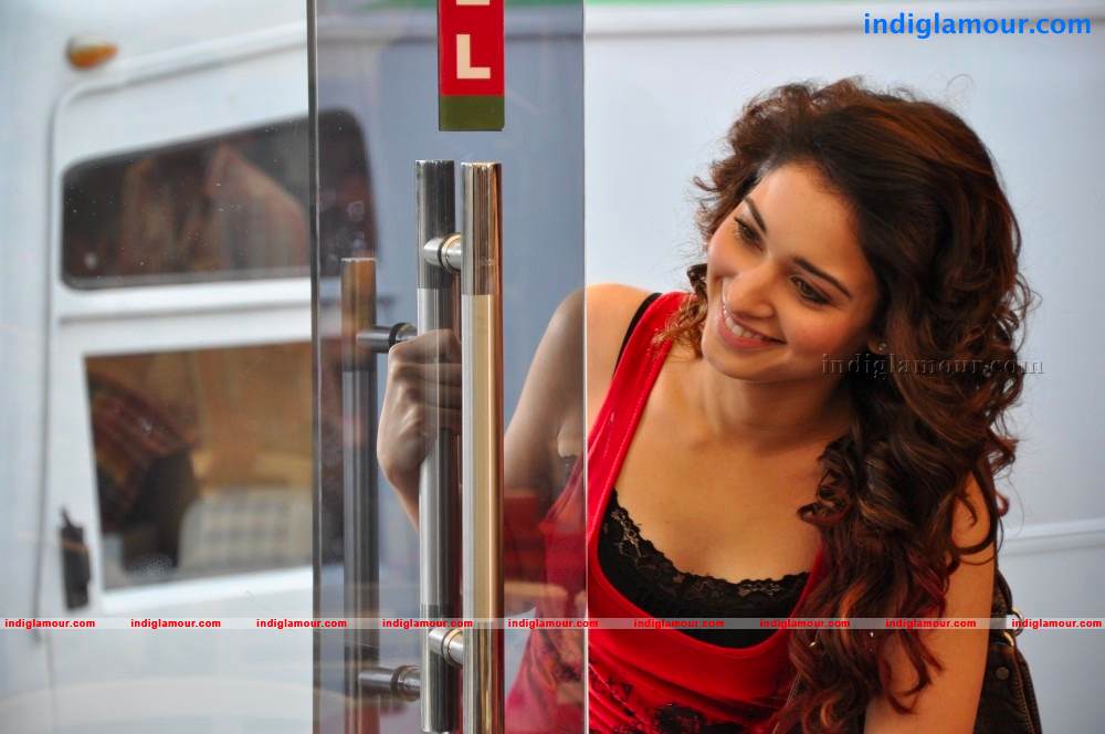 Tamanna Actress hd photo