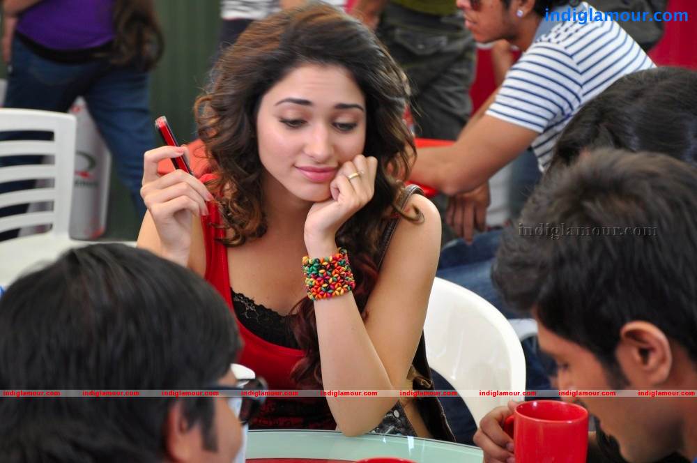 Tamanna Actress hd photo