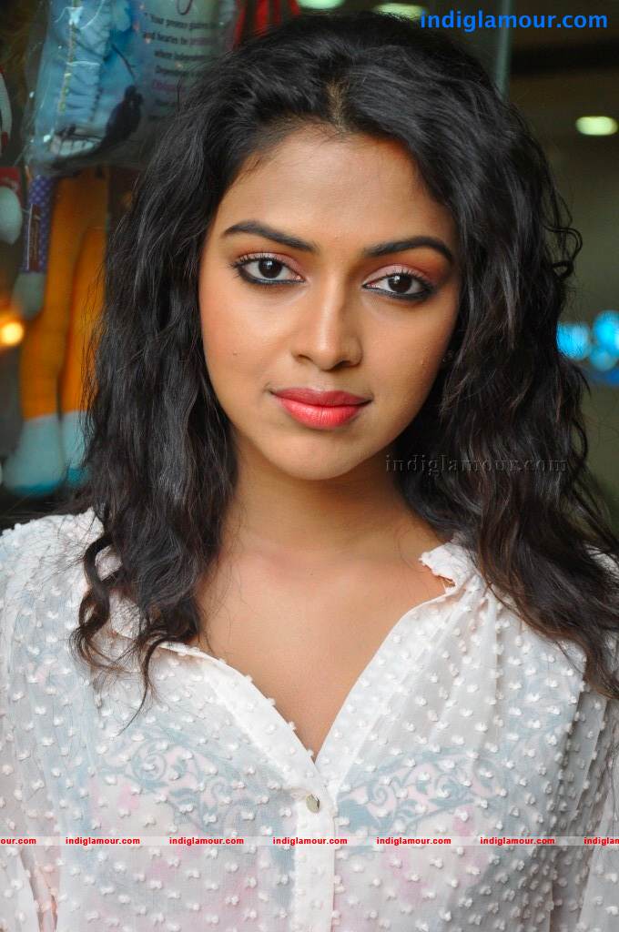 Amala Paul Actress hd photo