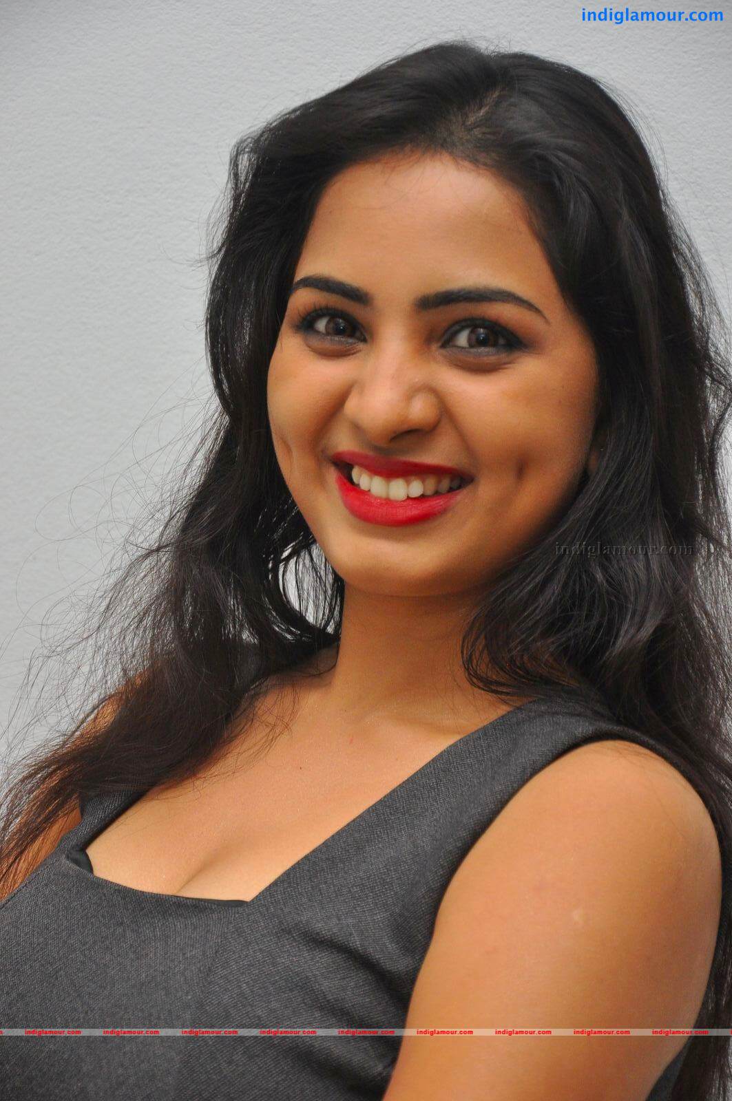 Srushti Actress hd photo