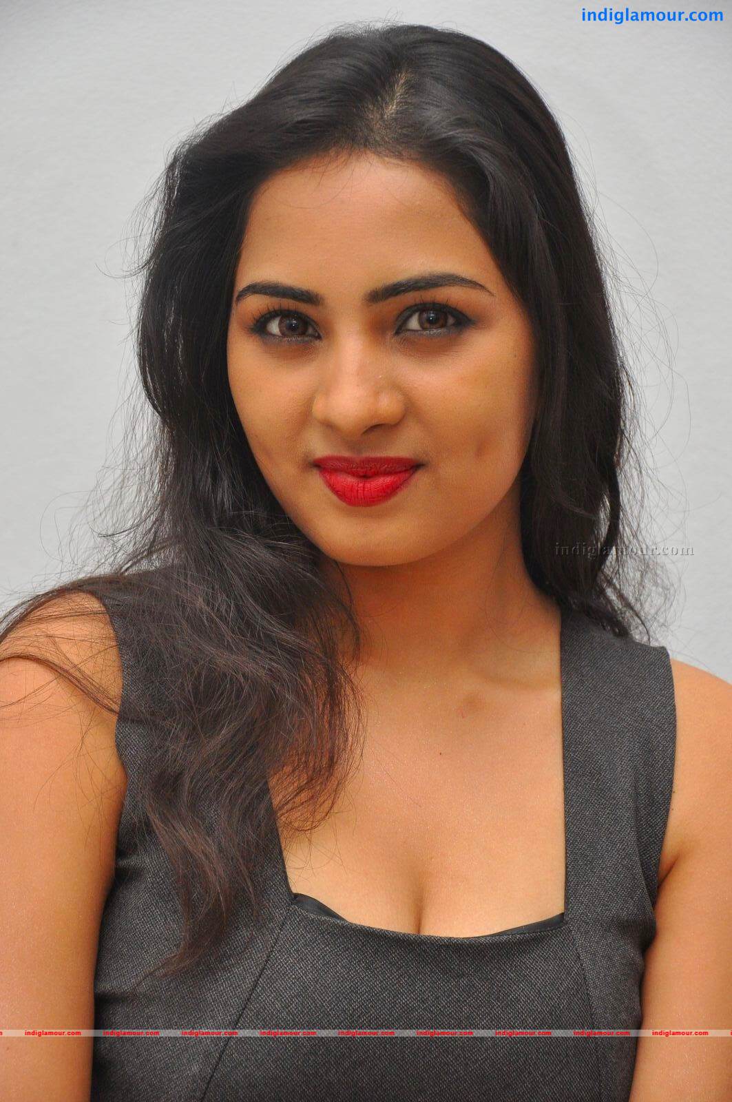 Srushti Actress hd photo