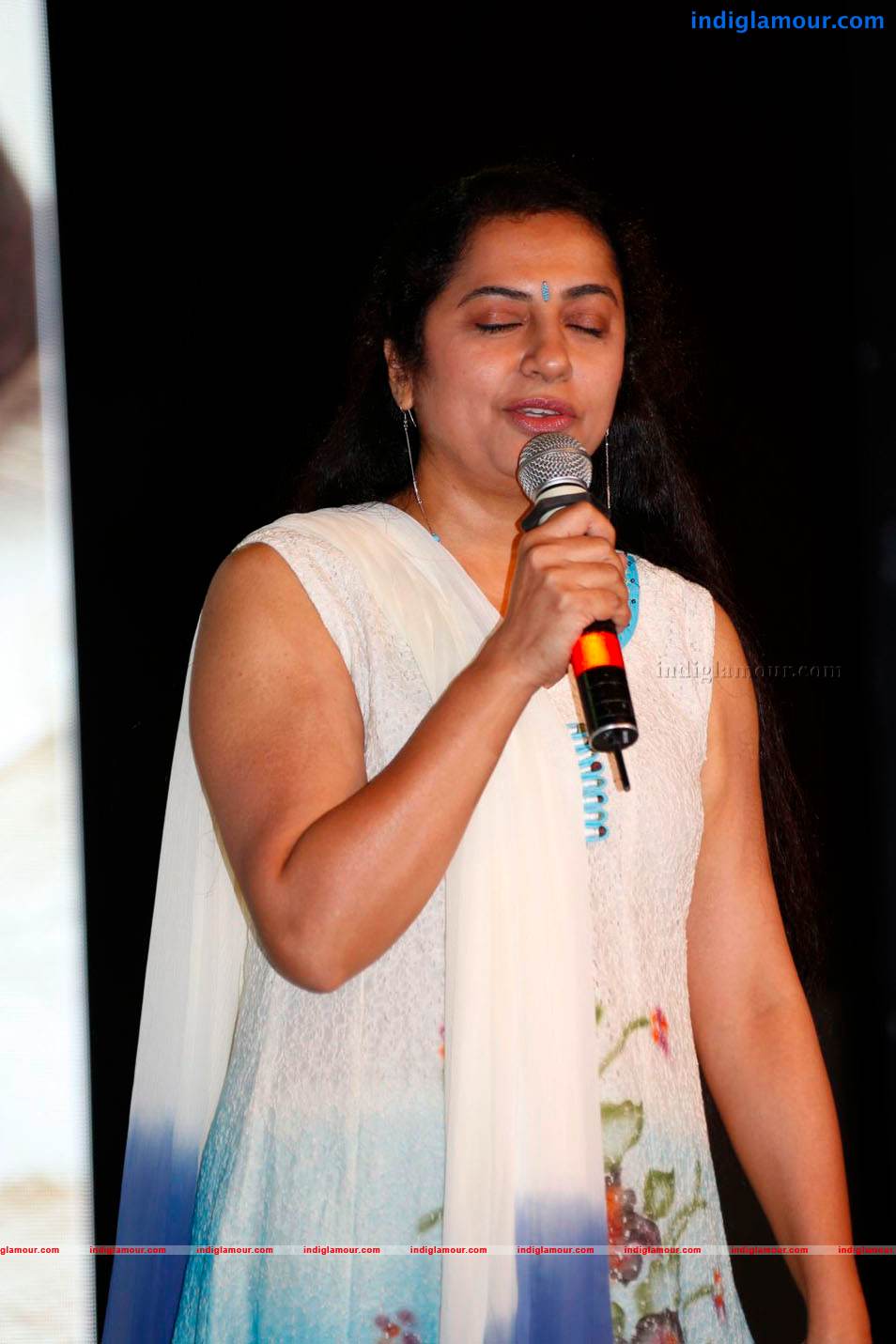 Suhasini Actress hd photo
