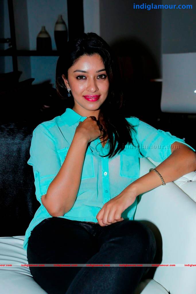 Payal Ghosh Actress hd photo