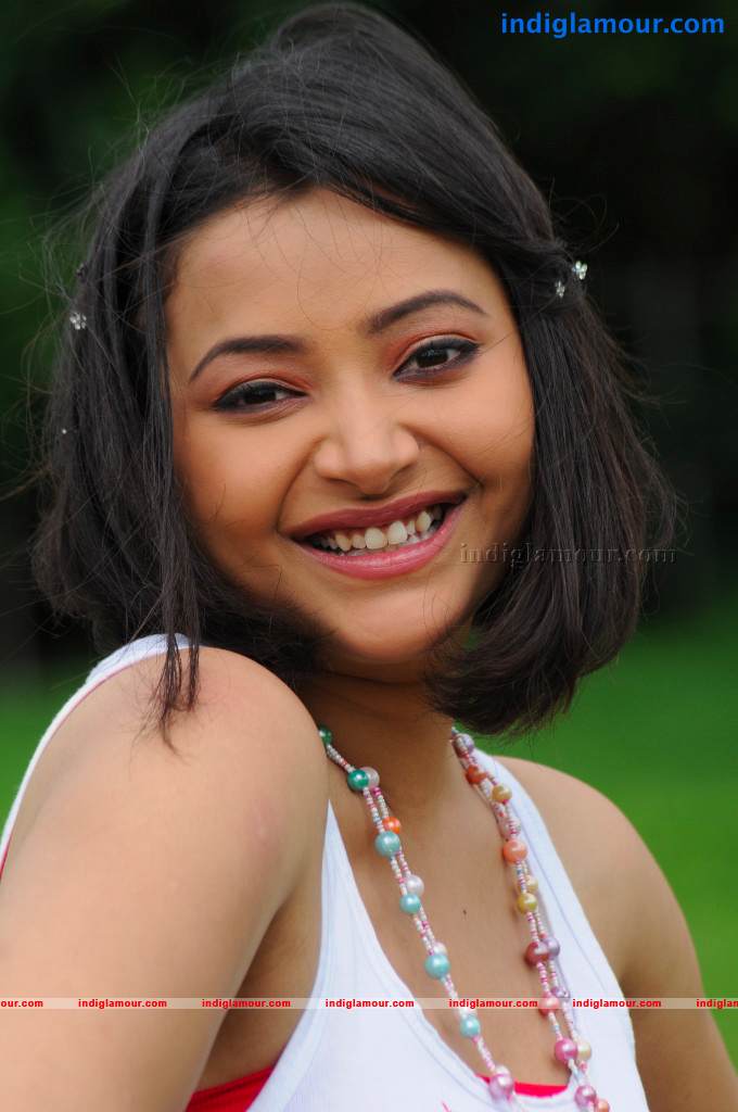 Shweta Basu Prasad Actress hd photo