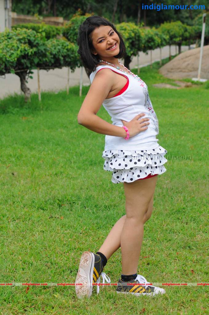 Shweta Basu Prasad Actress hd photo