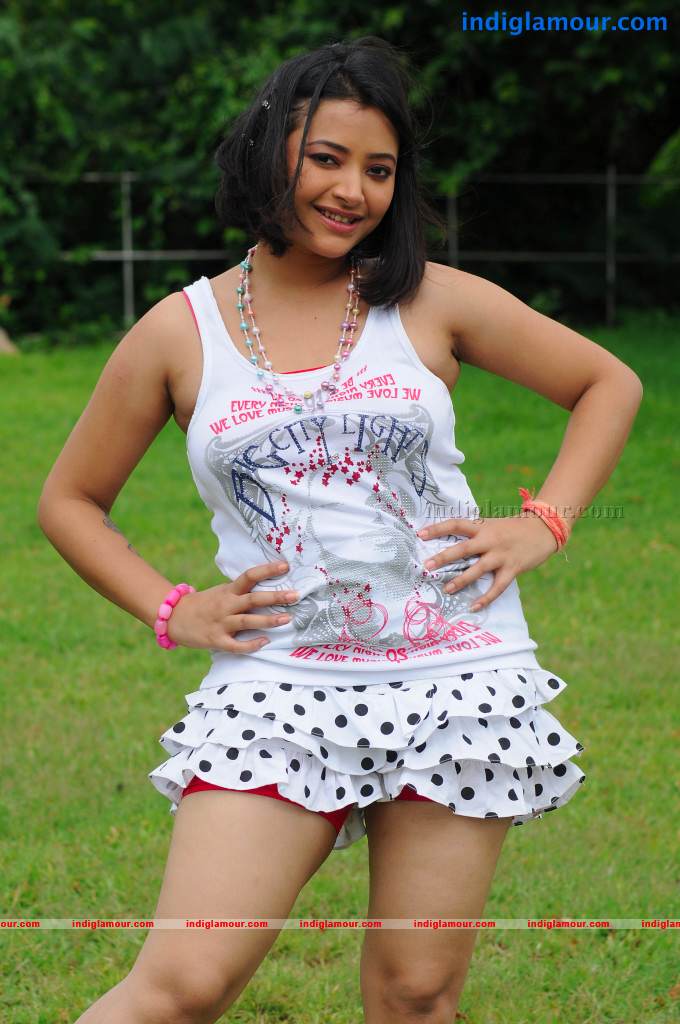 Shweta Basu Prasad Actress hd photo