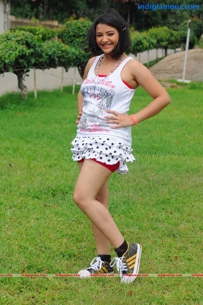 Shweta Basu Prasad Actress hd photo