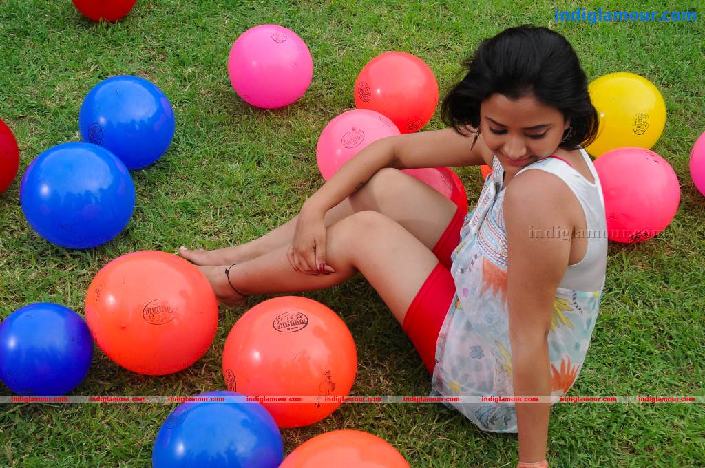 Shweta Basu Prasad Actress hd photo