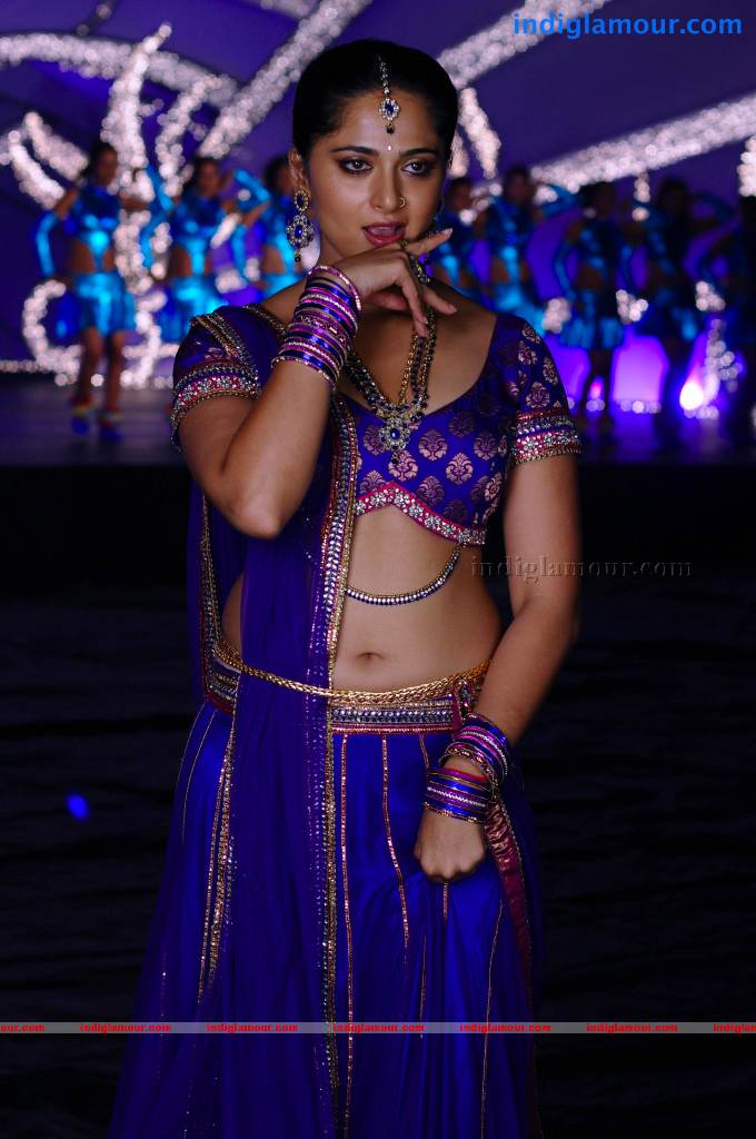 Anushka Actress hd photo
