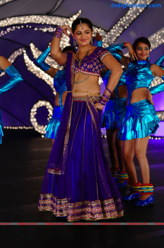 Anushka Actress hd photo