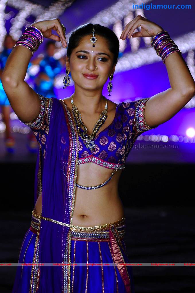 Anushka Actress hd photo