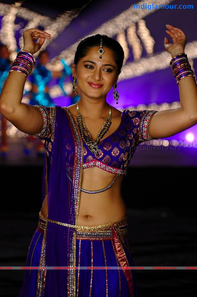 Anushka Actress hd photo