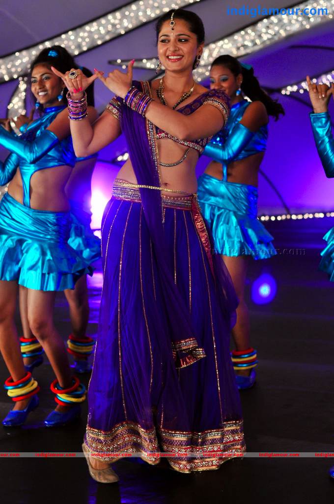 Anushka Actress hd photo