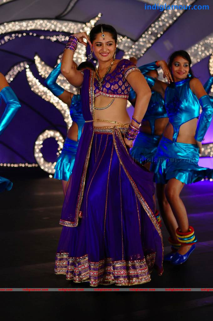 Anushka Actress hd photo