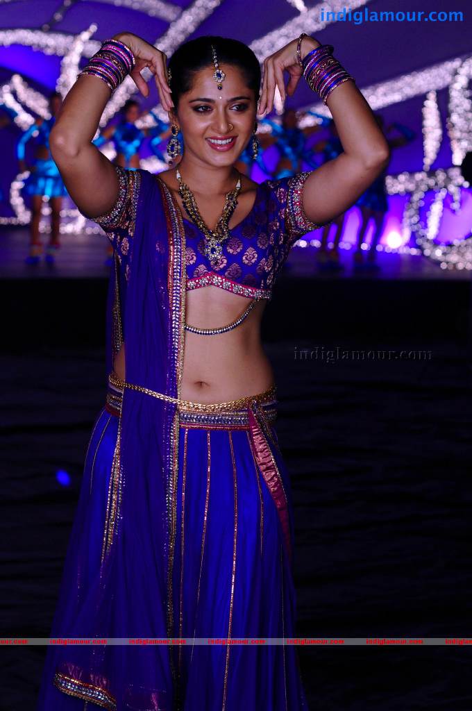 Anushka Actress hd photo