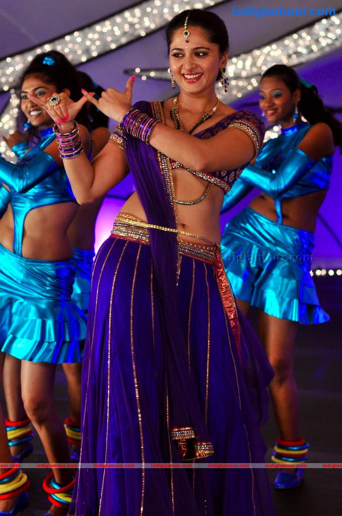 Anushka Actress hd photo