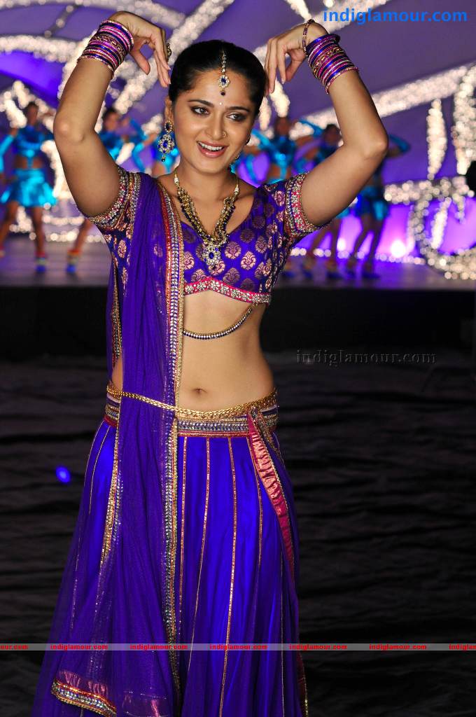 Anushka Actress hd photo