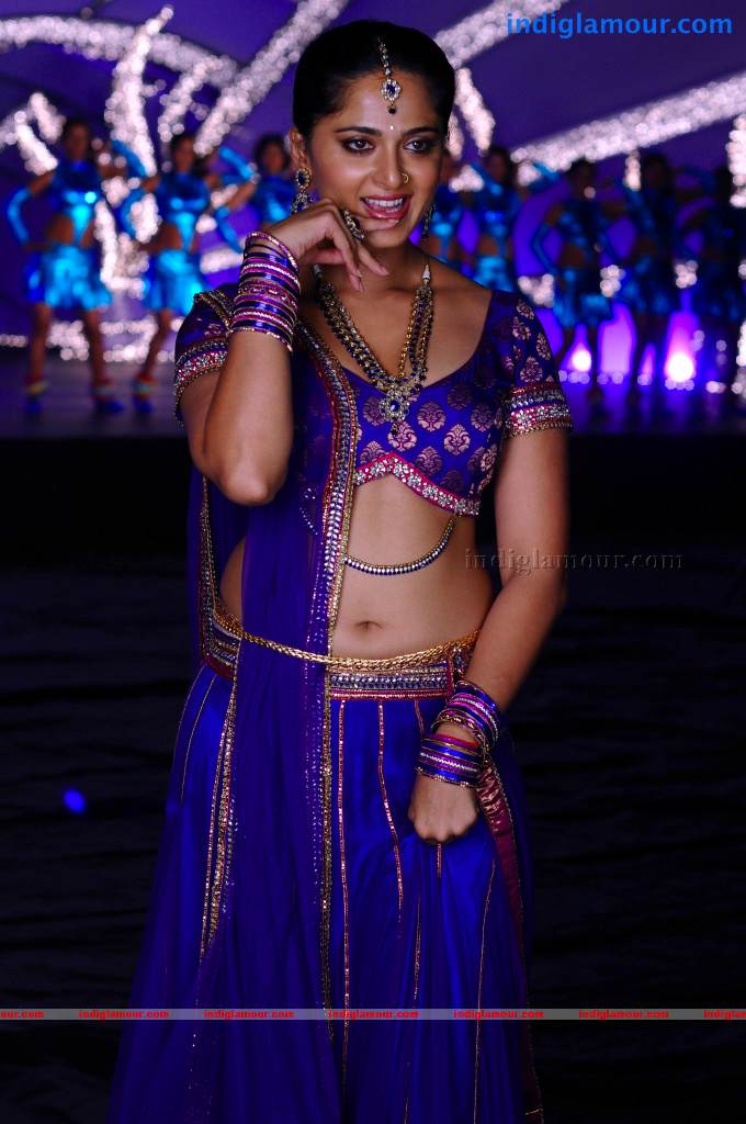 Anushka Actress hd photo