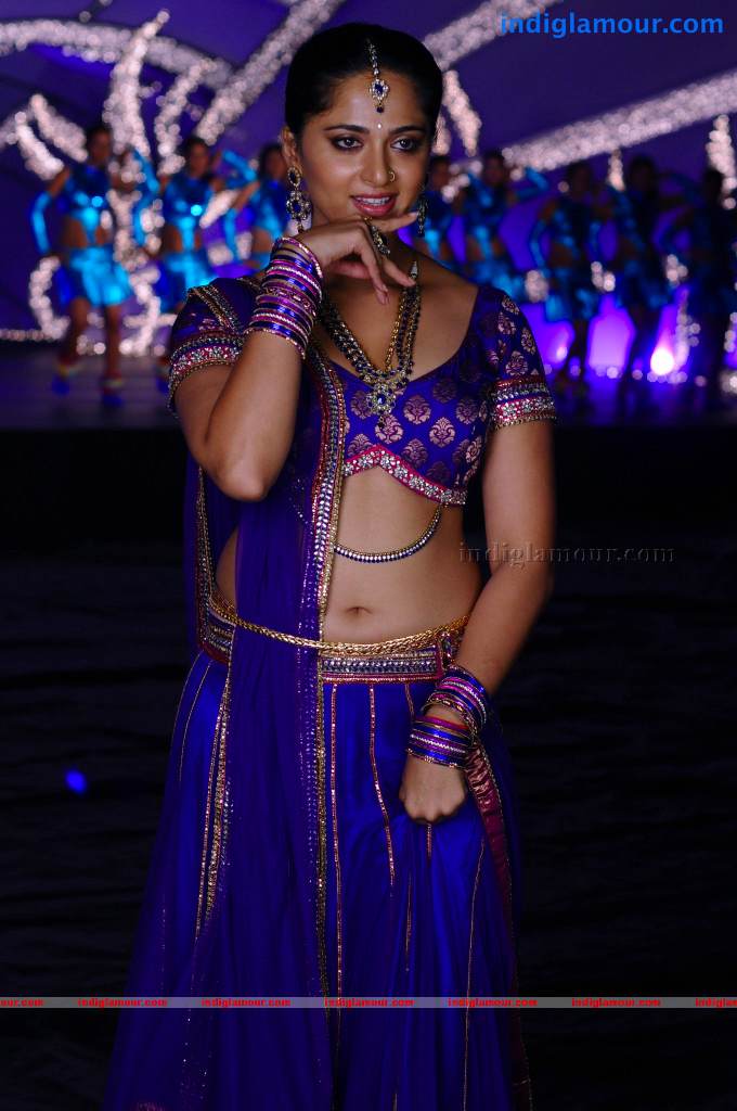 Anushka Actress hd photo