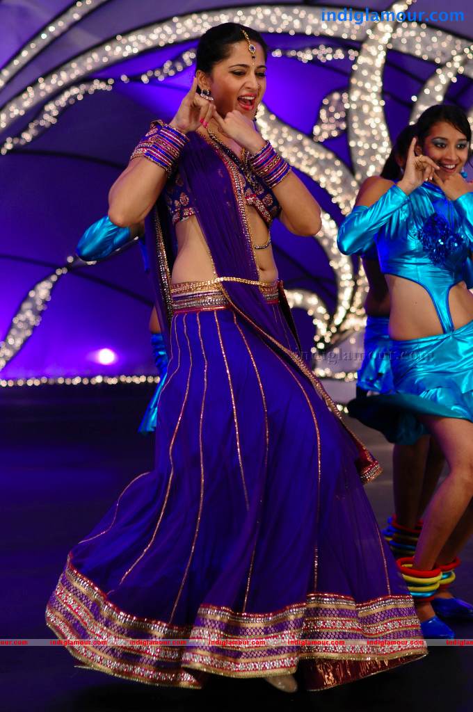 Anushka Actress hd photo