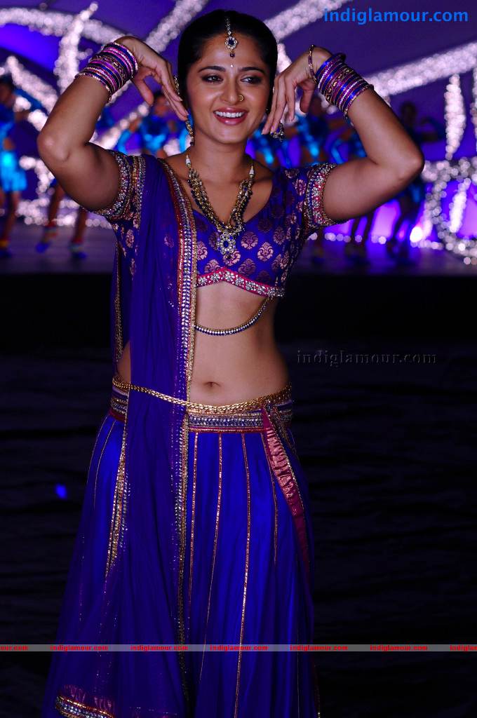 Anushka Actress hd photo