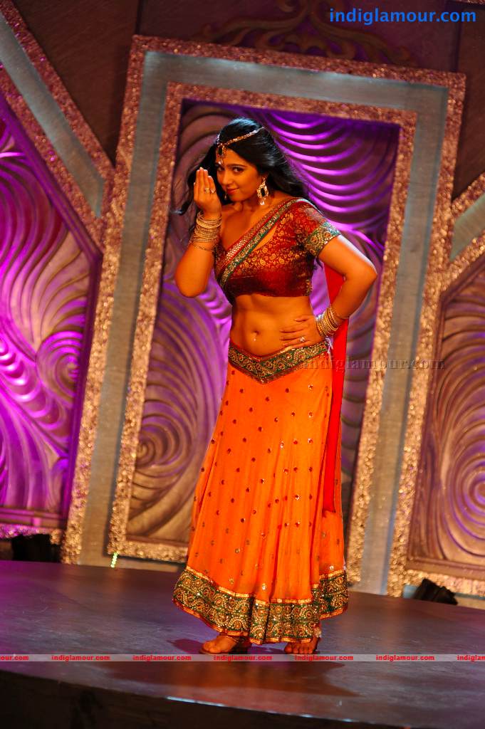 Charmi Actress hd photo