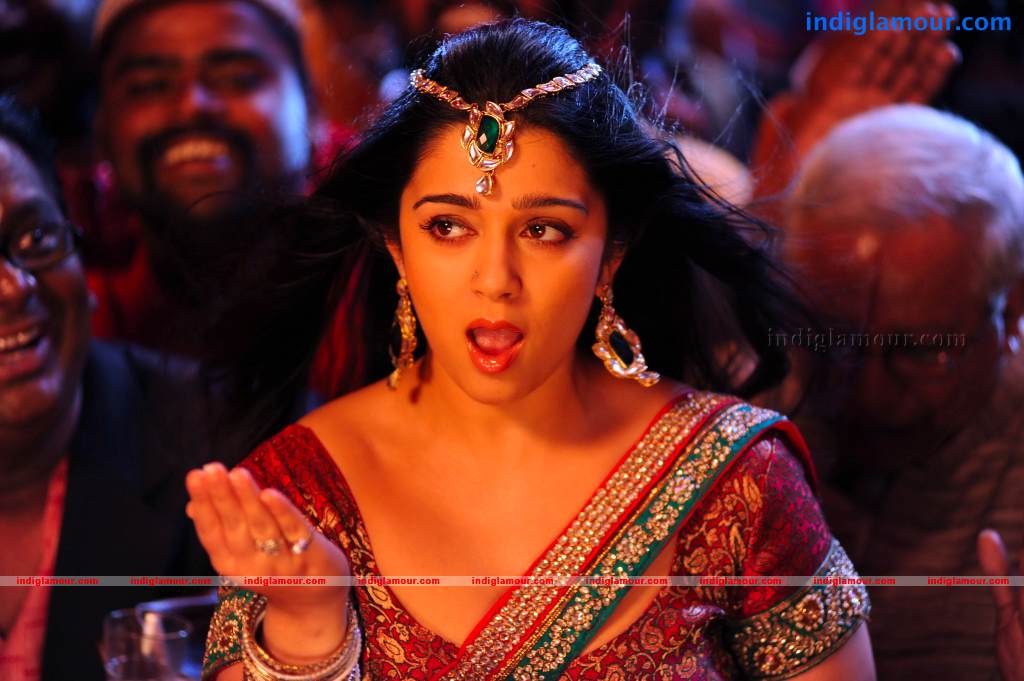 Charmi Actress hd photo