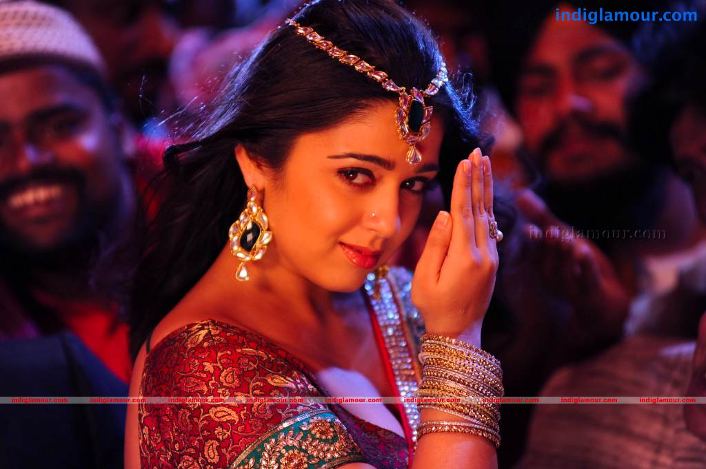 Charmi Actress hd photo