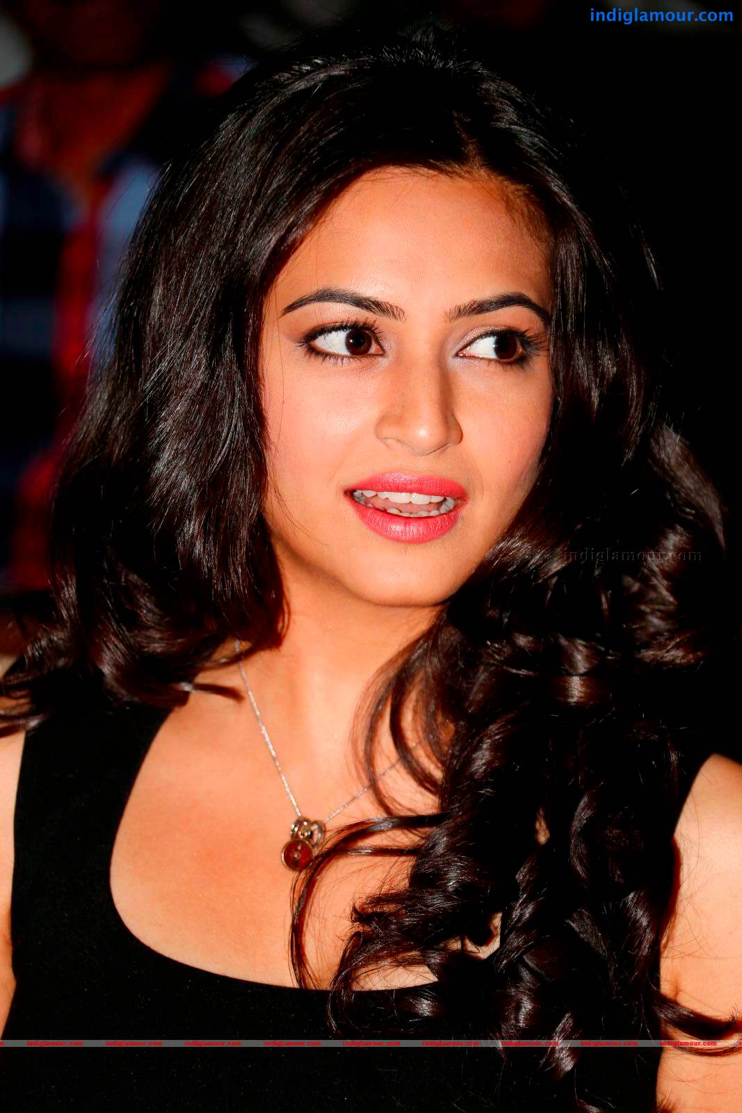 Kriti Kharbanda Actress hd photo