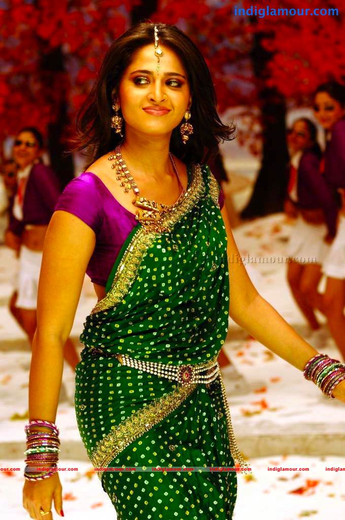 Anushka Actress hd photo