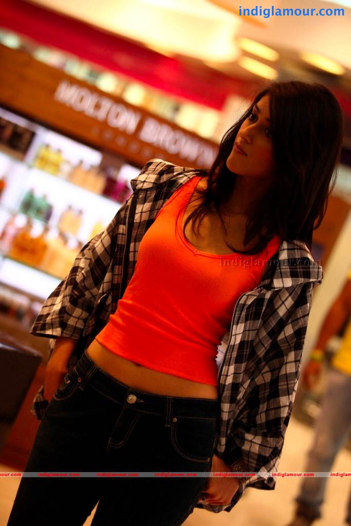 Ileana Actress hd photo