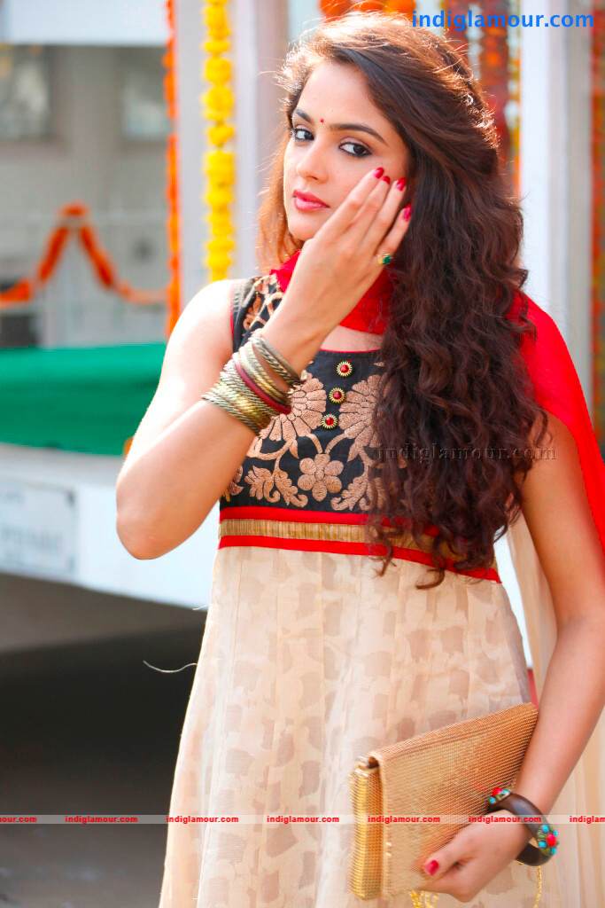 Asmitha Sood Actress hd photo