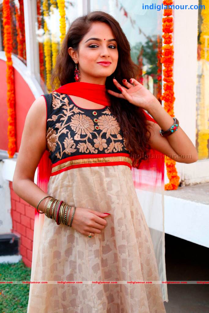 Asmitha Sood Actress hd photo
