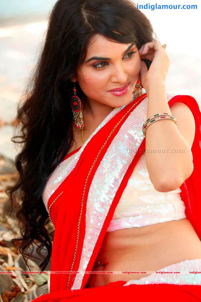 Kavya Singh Actress hd photo