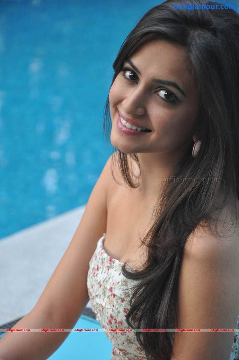 Kriti Kharbanda Actress hd photo
