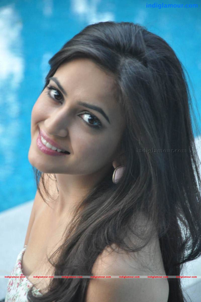 Kriti Kharbanda Actress hd photo