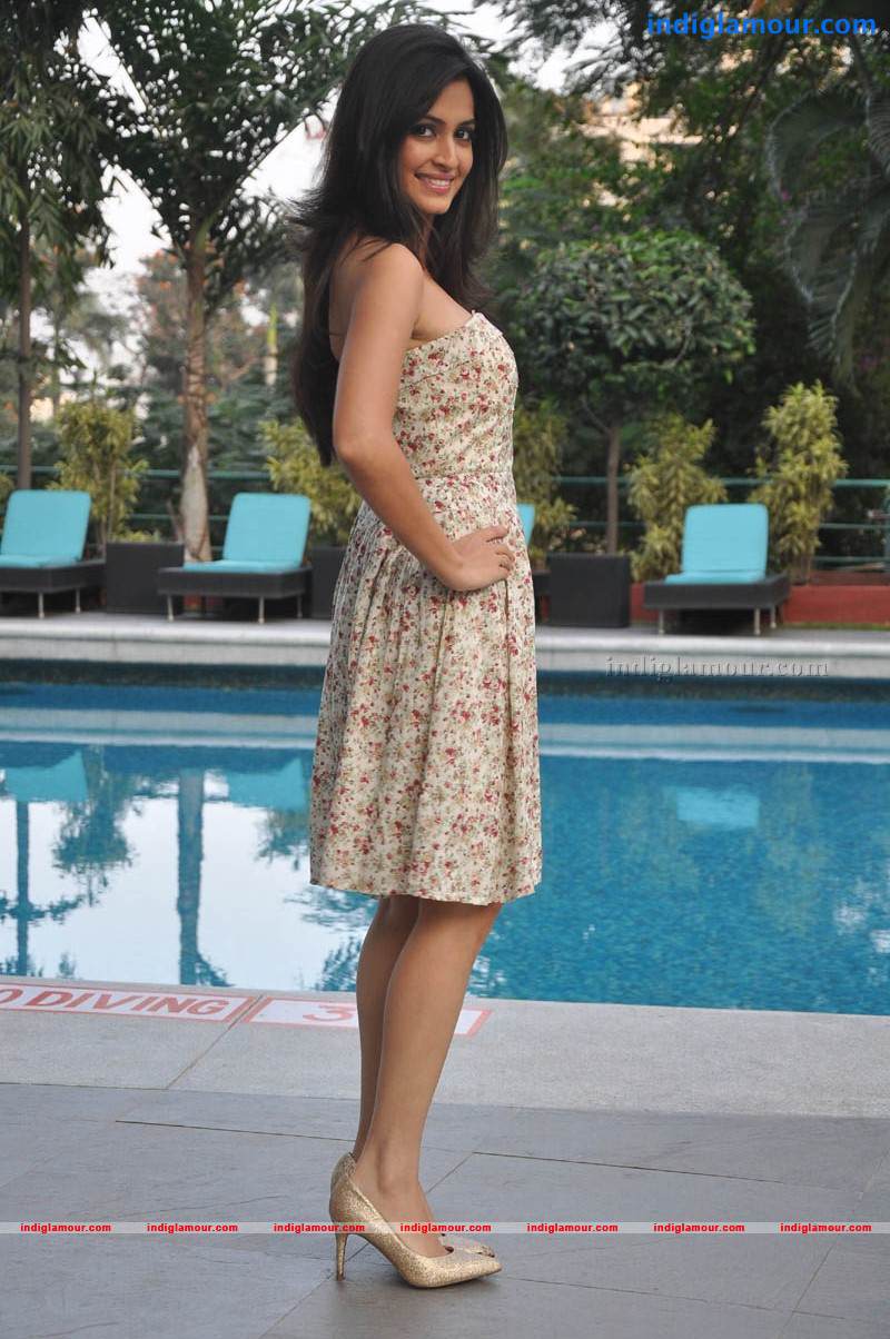 Kriti Kharbanda Actress hd photo
