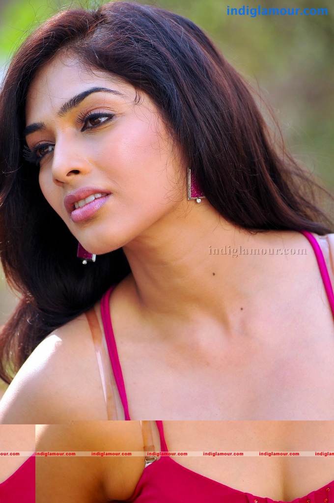 Rithika Actress hd photo