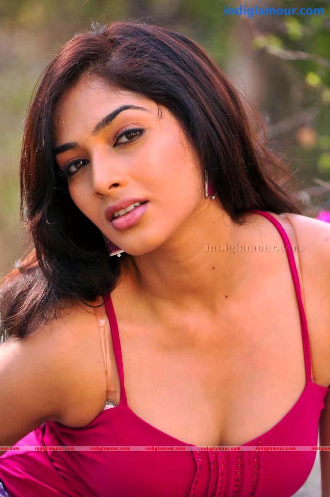 Rithika Actress hd photo