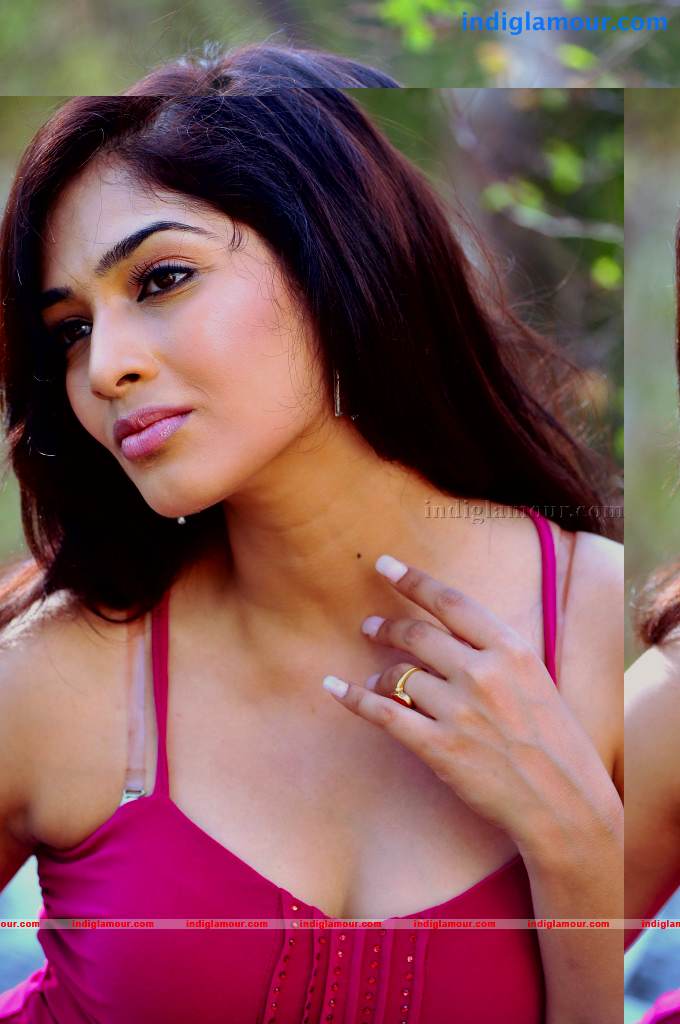 Rithika Actress hd photo