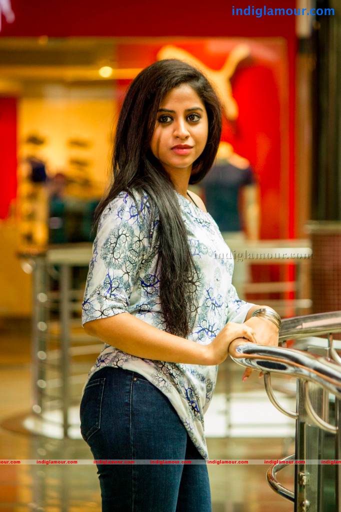 Swathi Deekshith Actress hd photo